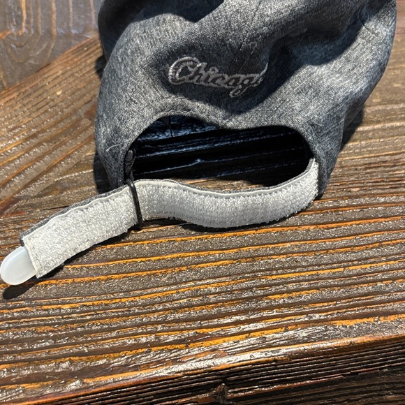 White Sox youth grey and white hat by New Era - Picture 12 of 12